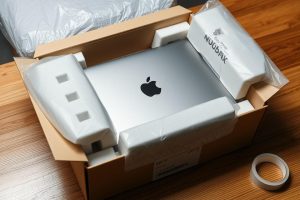 Jak bezpiecznie wysłać laptopa? – Poradnik wysyłki